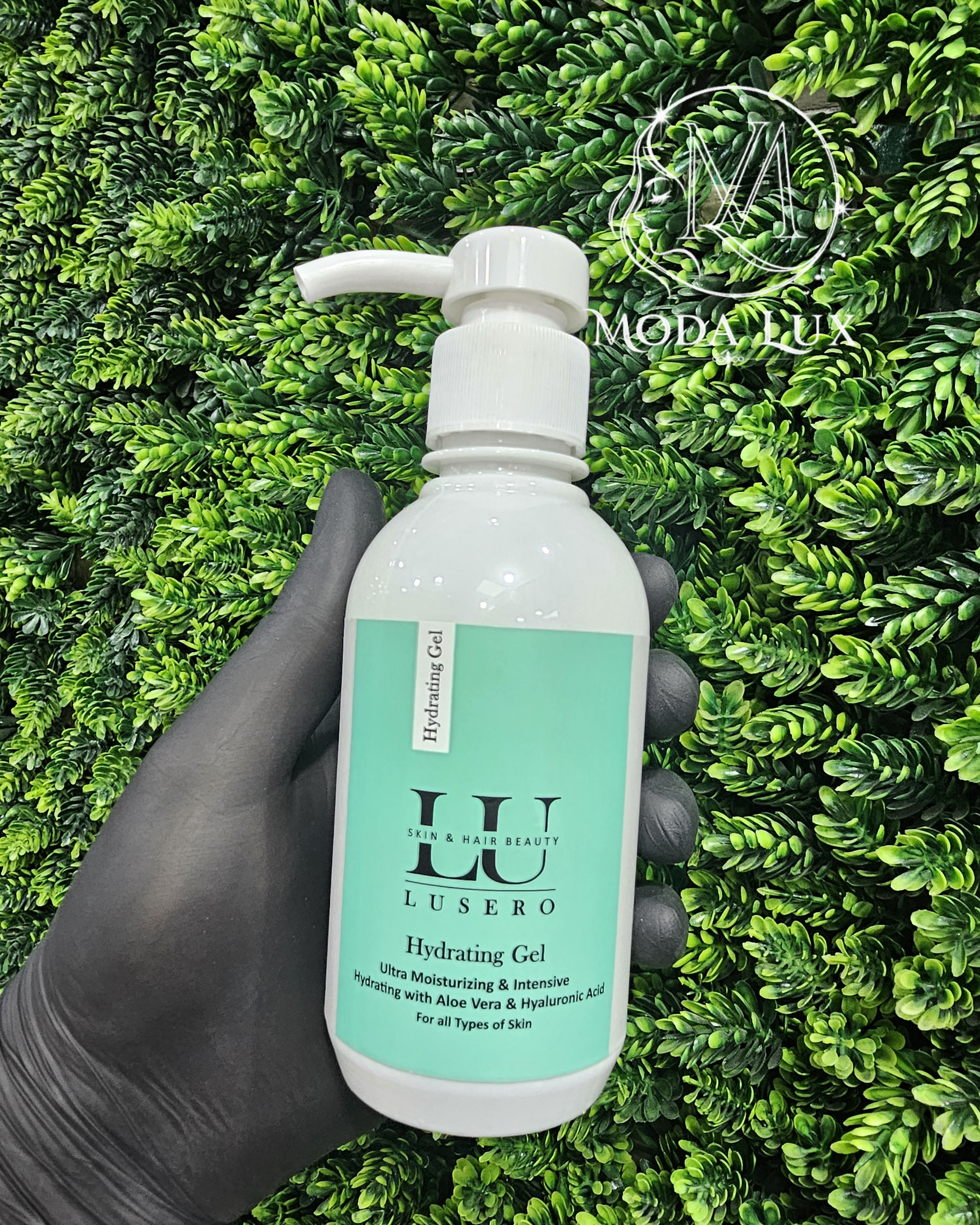 ژل آبرسان پمپی لوسرو انواع پوست LUSERO