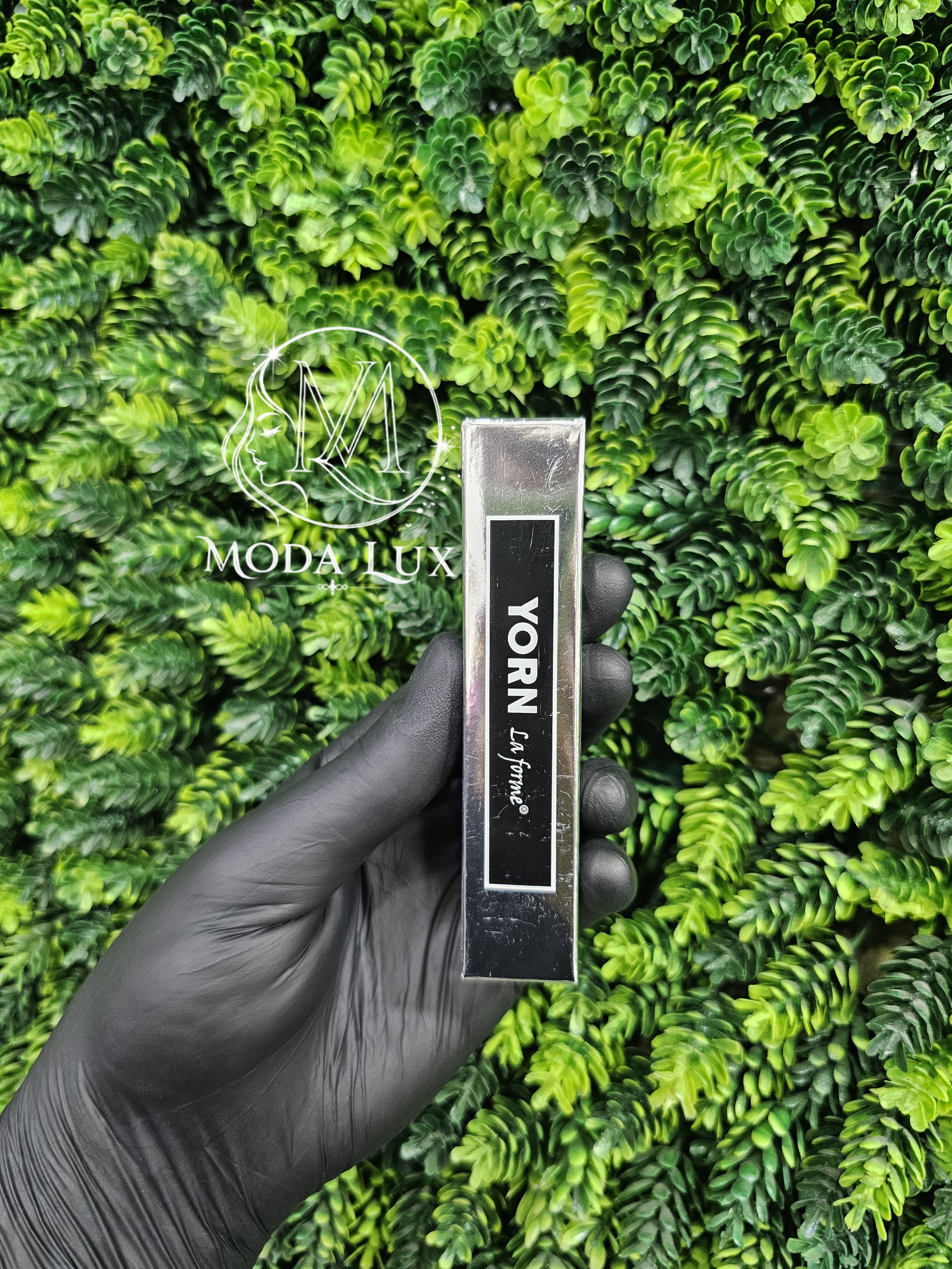 ریمل حجم دهنده و بلند کننده یو‌ر‌نی مدل Extreme Super Lash